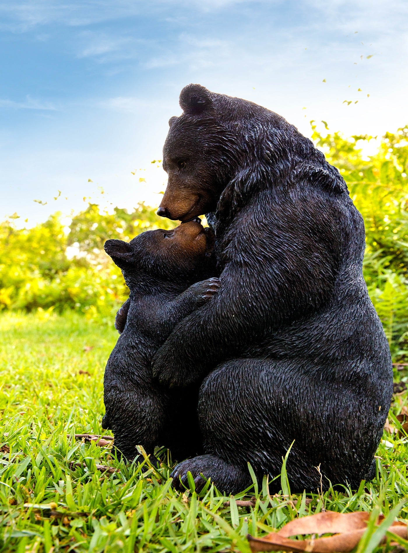 Cuddling Mother And Baby Bear Garden Black - Sculpture