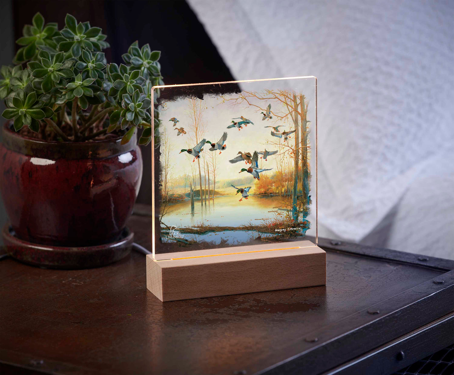 Graceful Descent 6.37" x 6" Acrylic Nightlight - Official Ducks Unlimited Art