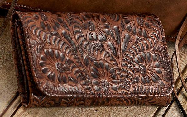 Brown High Style Rio Grande Wallet - Wild Wings