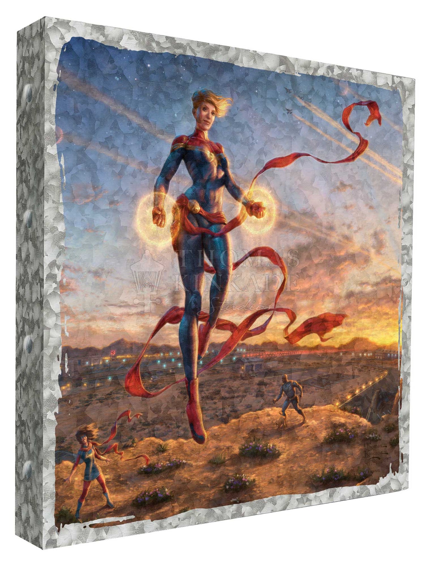 Captain Marvel - Dawn of a New Day - 14" x 14" Metal Box Art