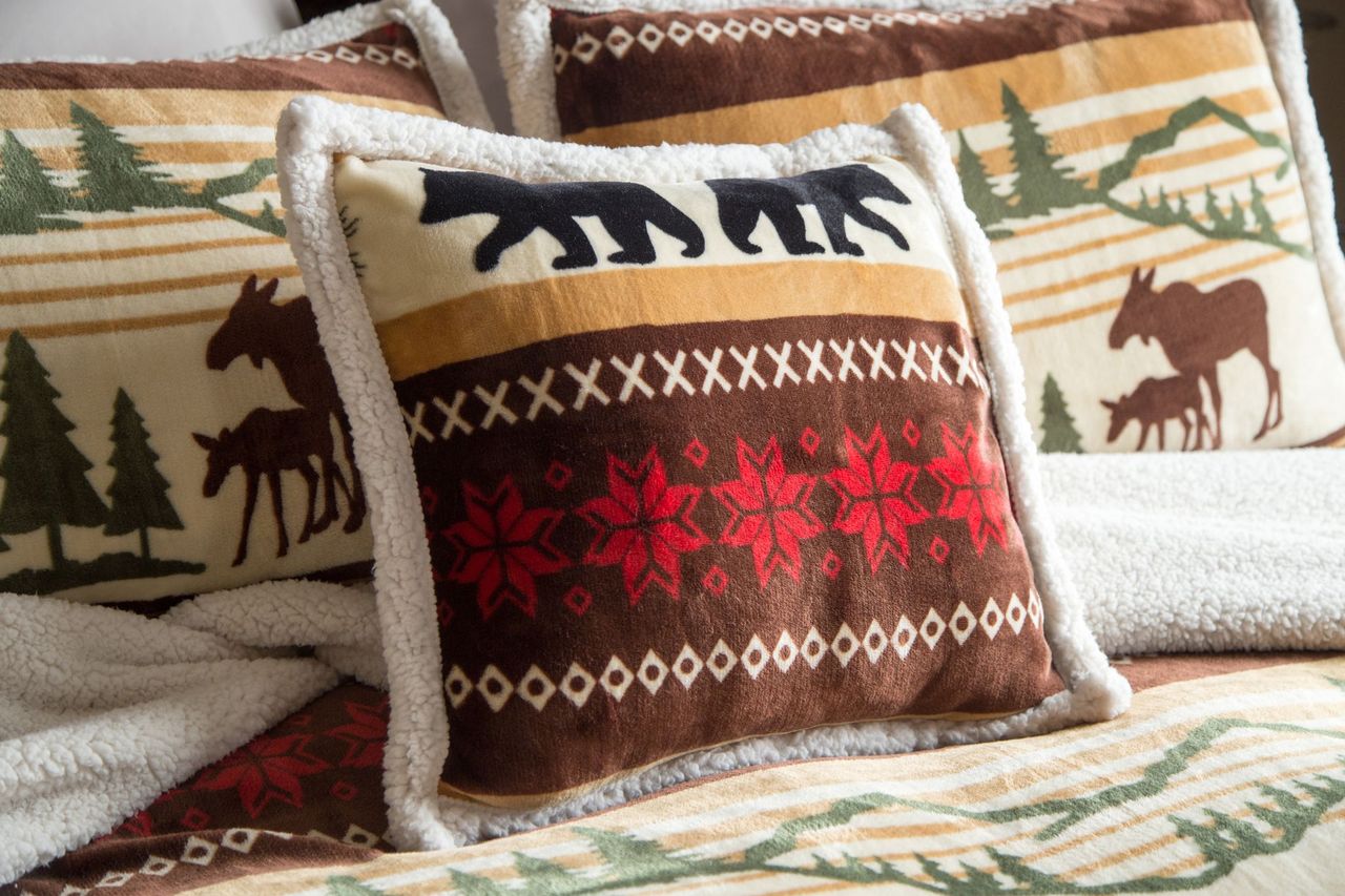 Hinterland Rustic Cabin 4-Piece Plush Sherpa Bedding Set, Twin
