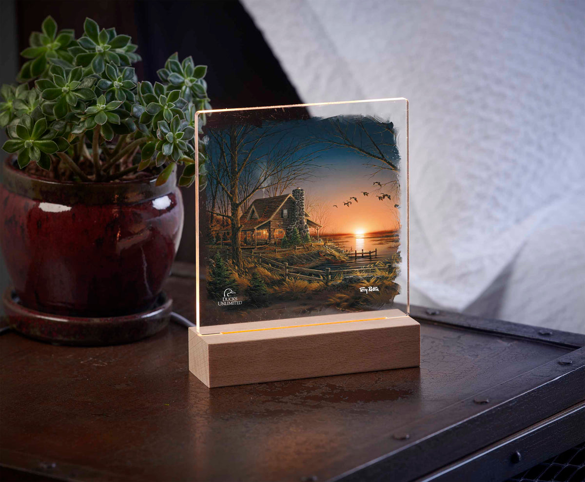 Comforts of Home 6.37" x 6" Acrylic Night Light - Official Ducks Unlimited Art
