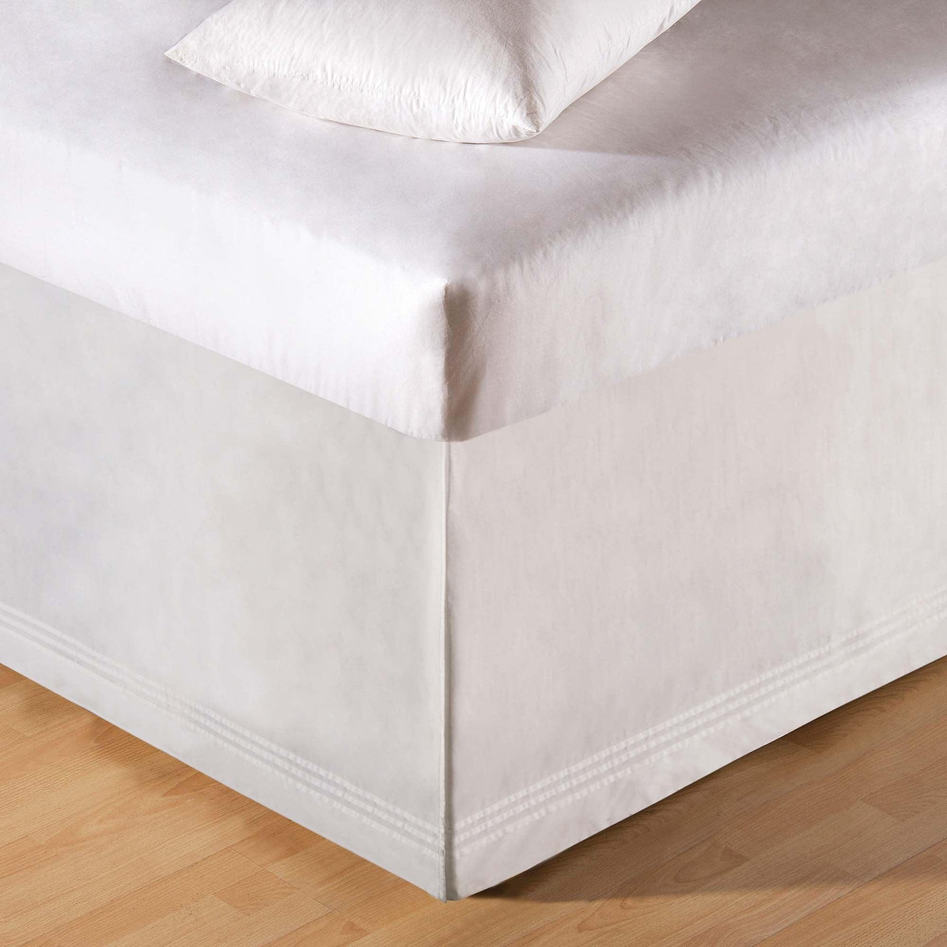 Forest Home Bedskirt (King) - Wild Wings
