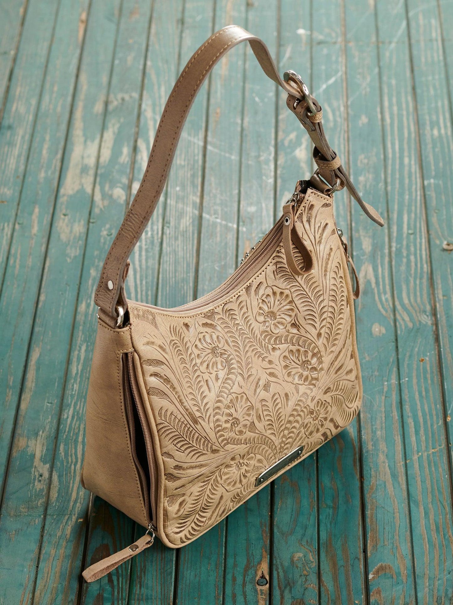 Oakley's Handbag - Wild Wings