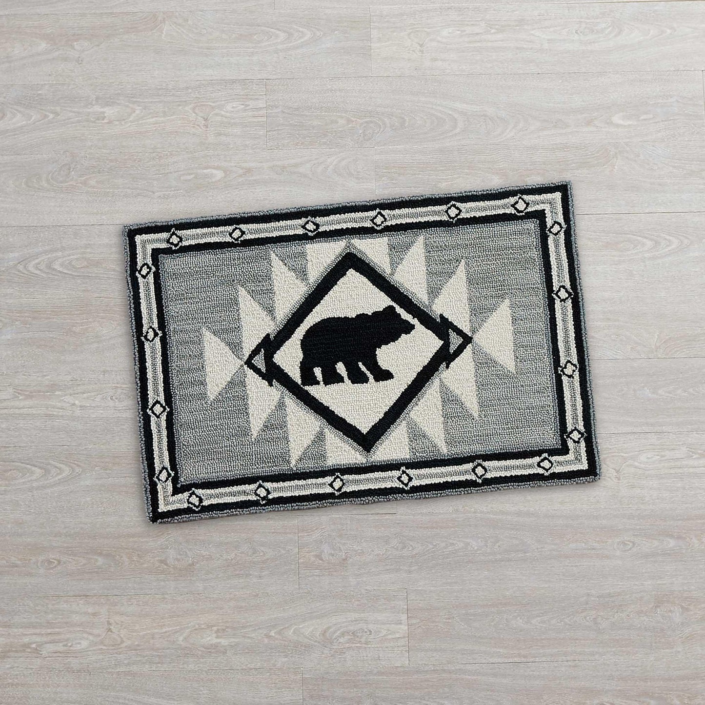 Hand Hooked Bear Area Rug - Wild Wings
