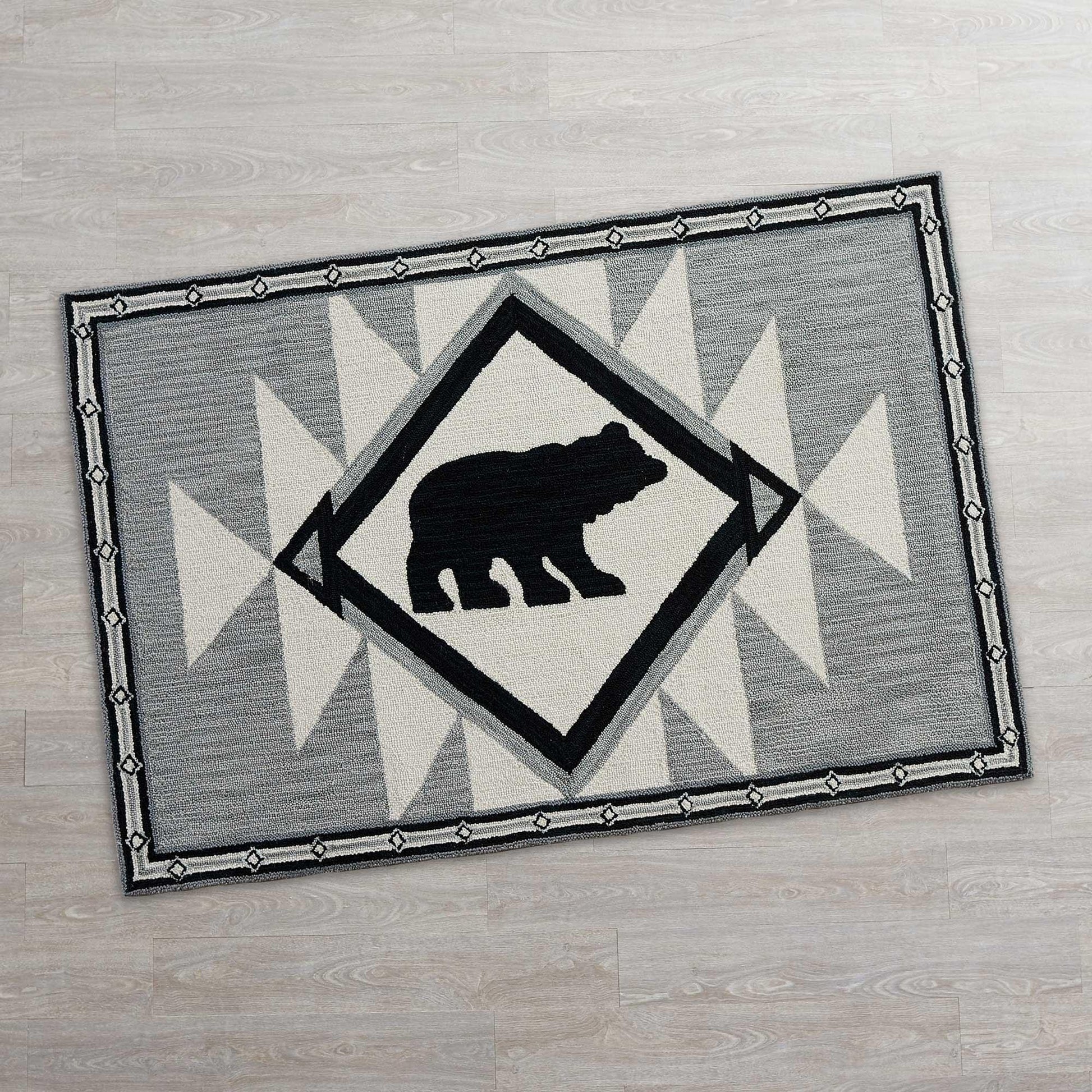 Hand Hooked Bear Area Rug - Wild Wings