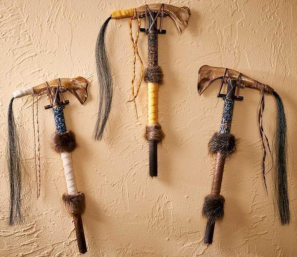 Deer Creek Tomahawk Wall Decor - Wild Wings
